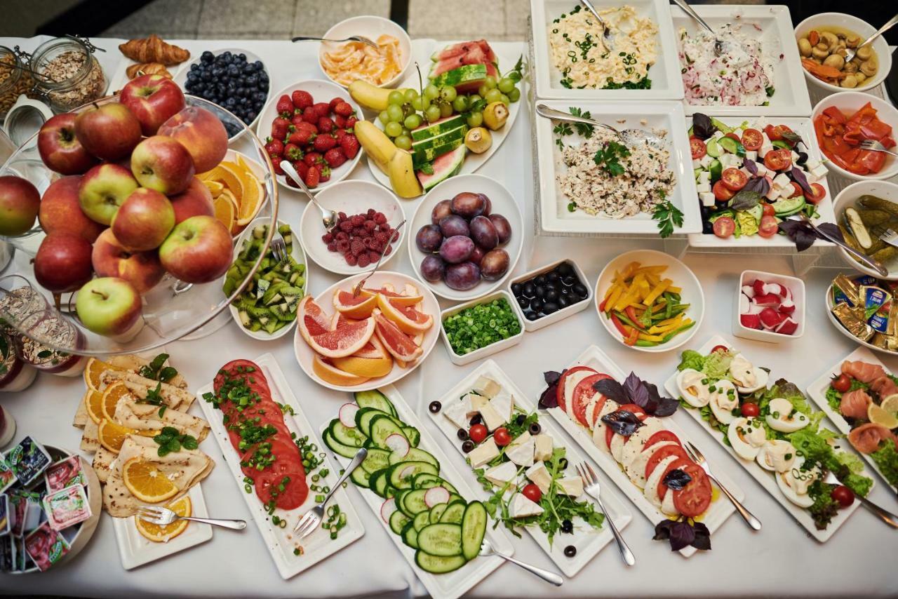 Hotel Fado Spa & Restaurant Świdnica Dış mekan fotoğraf
