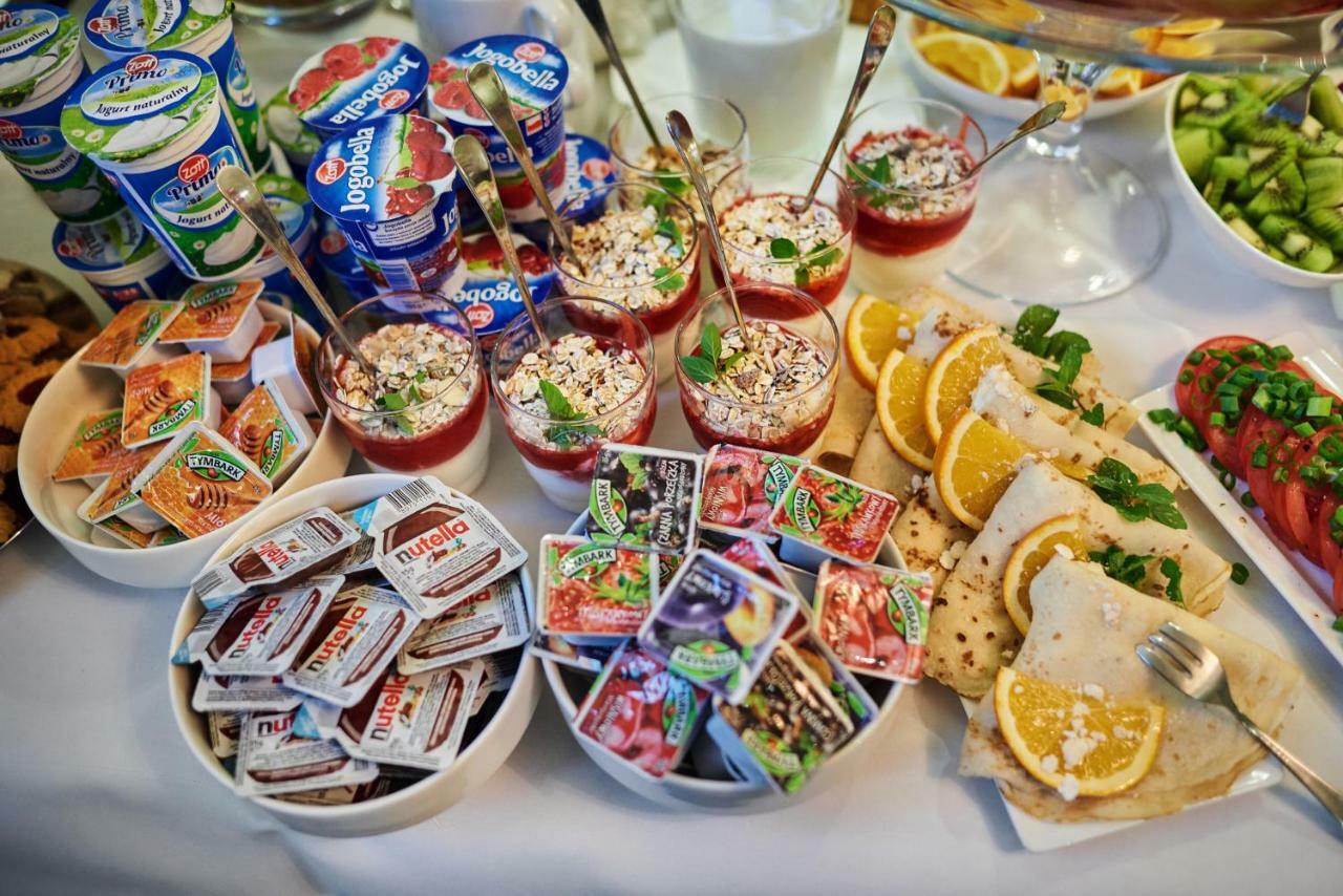 Hotel Fado Spa & Restaurant Świdnica Dış mekan fotoğraf